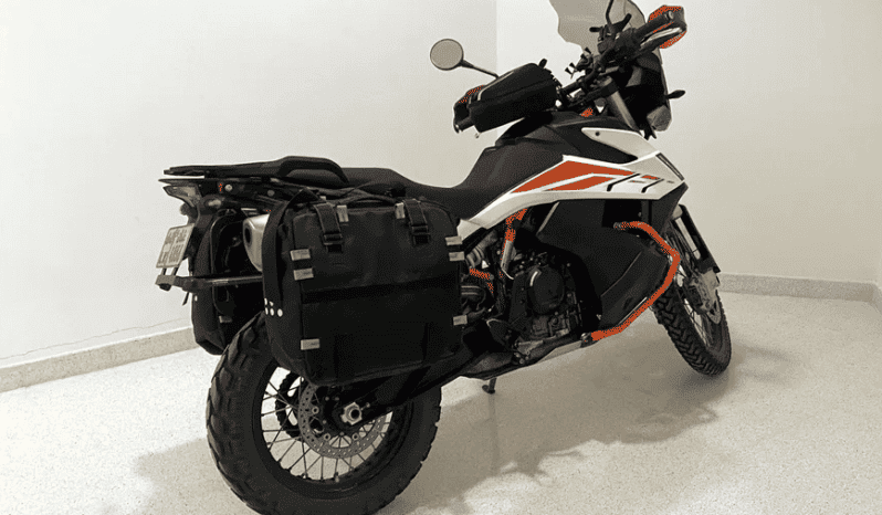 
								2019 KTM 790 Adventure R full									