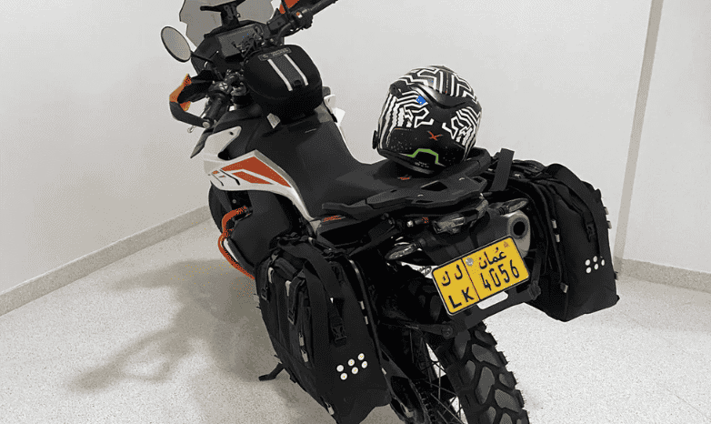 
								2019 KTM 790 Adventure R full									